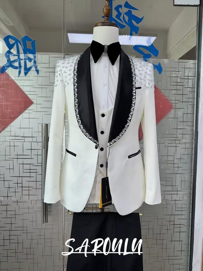 Costume de Mariage de Luxe pour Homme avec Revers Châle Orné de Strass, Smoking 3 Pièces Décoré d'Ét