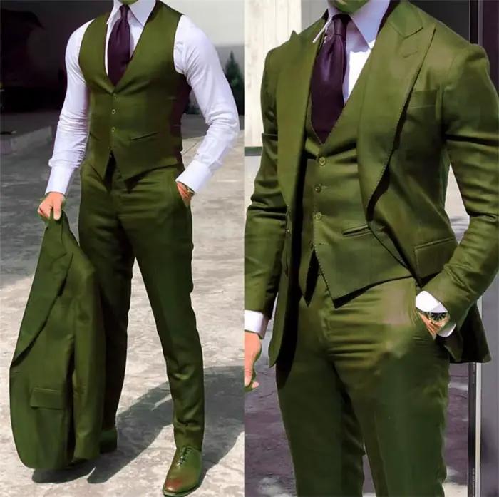 Costumes d'affaires formels de couleur unie