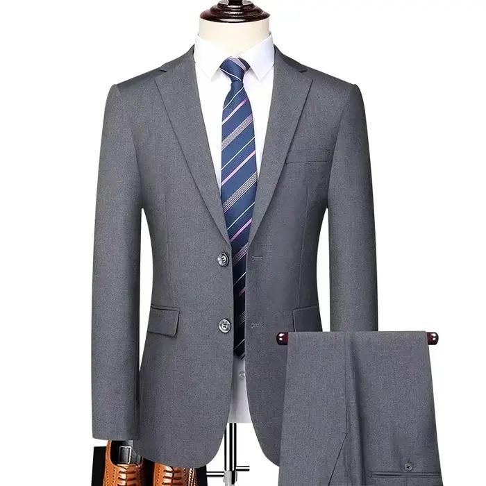 Costume uni pour homme