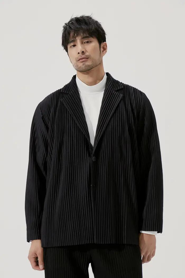 Blazer plissé Ata Yake pour hommes