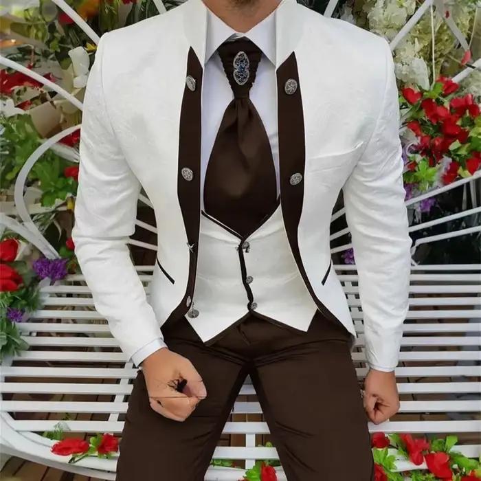 Costume élégant pour hommes
