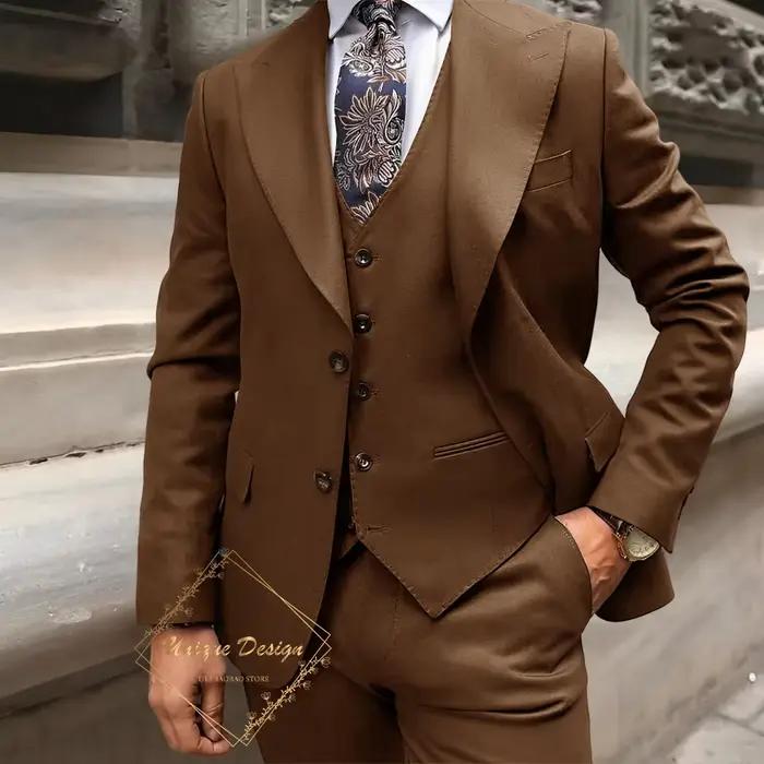 Costume marron classique homme 3 pièces veste à revers gilet pantalon élégant pour mariage banquets galas concerts