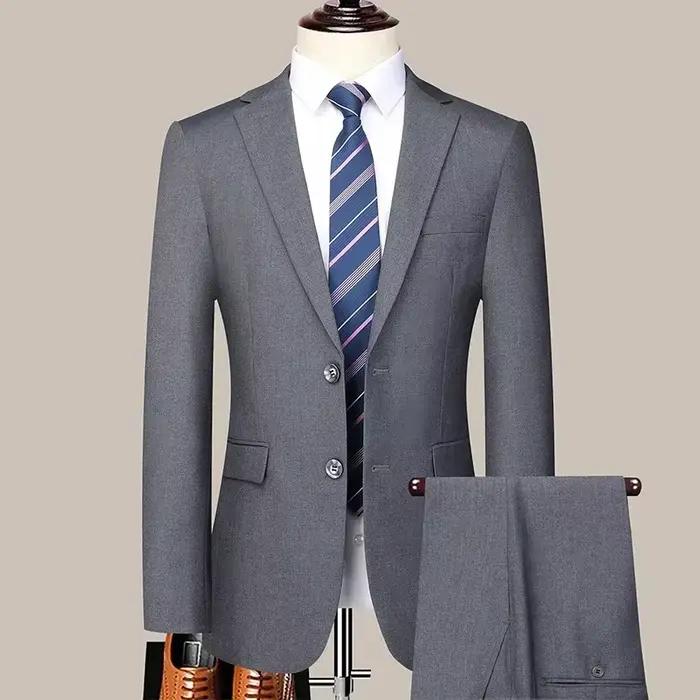 Costume uni pour homme