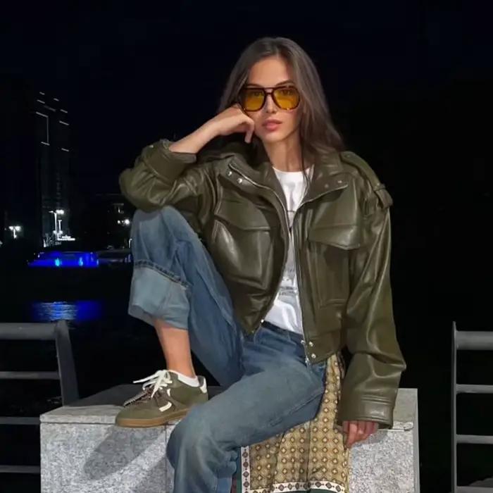 Veste simili cuir vert armée femme streetwear pour automne hiver occassions spéciales et mode urbain