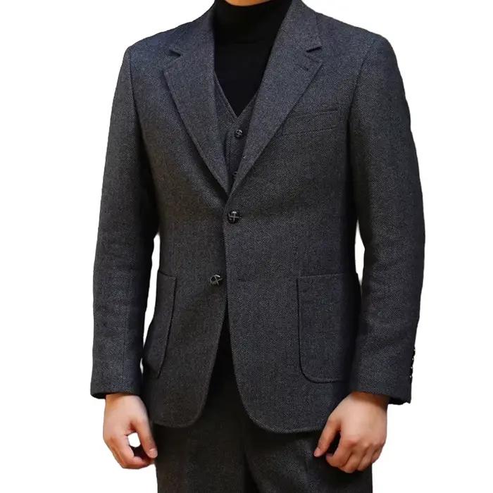 Costume en laine gris foncé épais et lourd pour homme