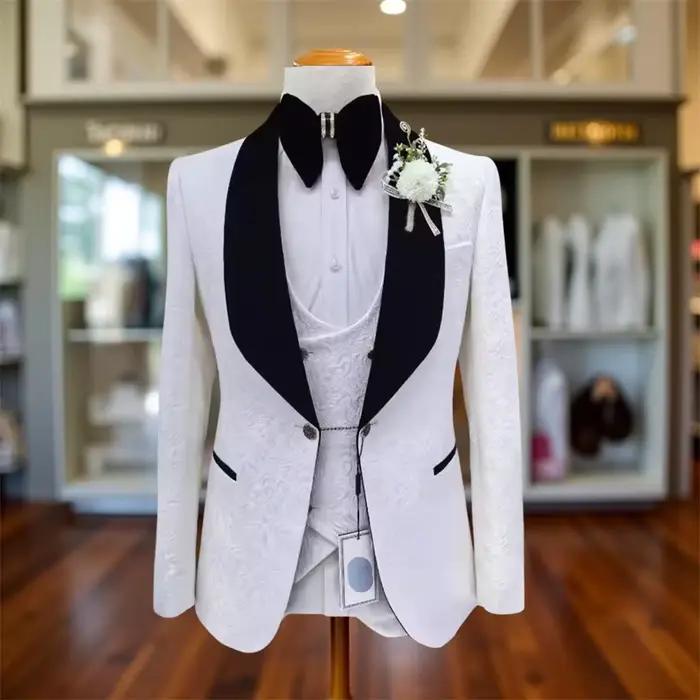 Costumes de mariage floraux pour hommes