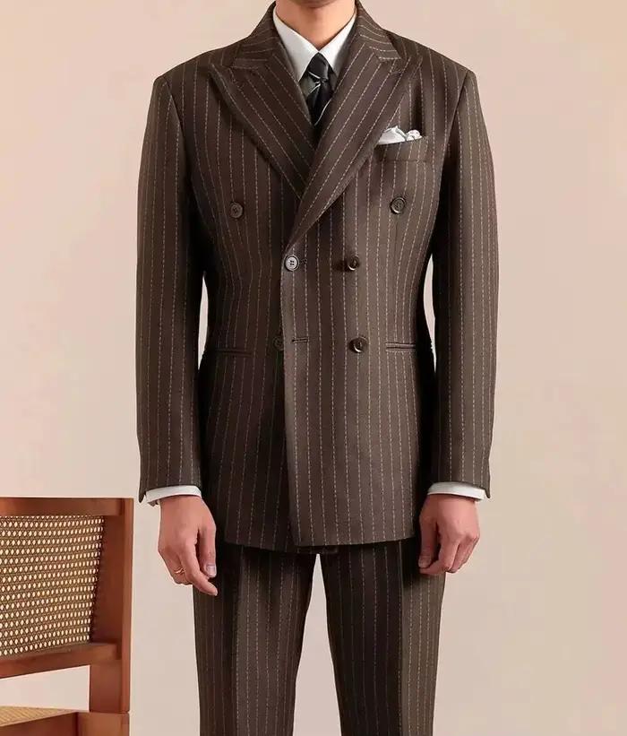 Costume d'affaires à double boutonnage élégant pour homme en rayures formelles tenue de luxe décontractée pour occasions spéciales