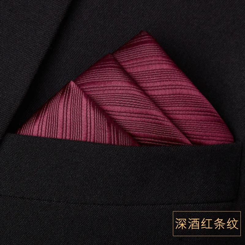 Costume pour hommes, écharpe de poche, chemise carrée, mouchoir, robe, poitrine, petits accessoires