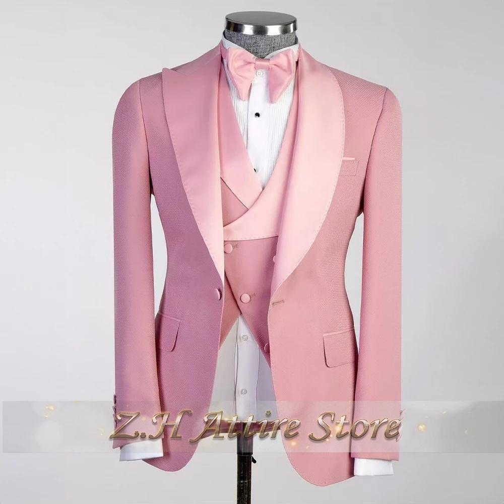 Costume élégant rose pour homme 3 pièces avec veste à revers en satin