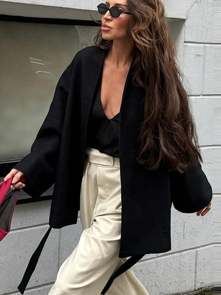 Vestes à lacets pour femmes