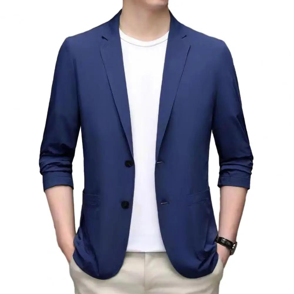 Manteau de costume à revers de couleur unie