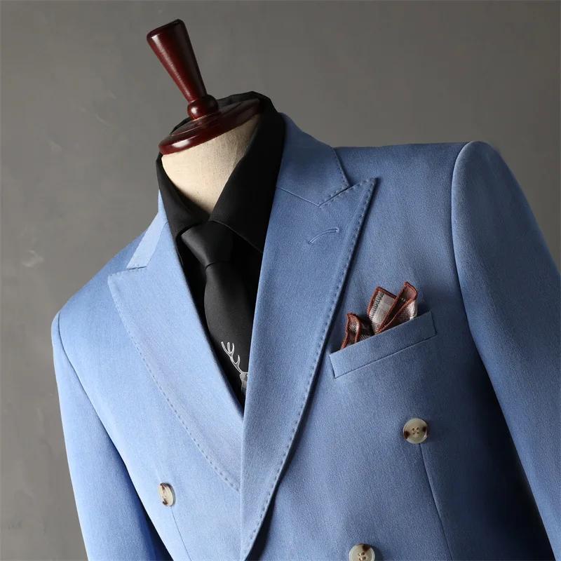 Costumes classiques pour hommes d'affaires