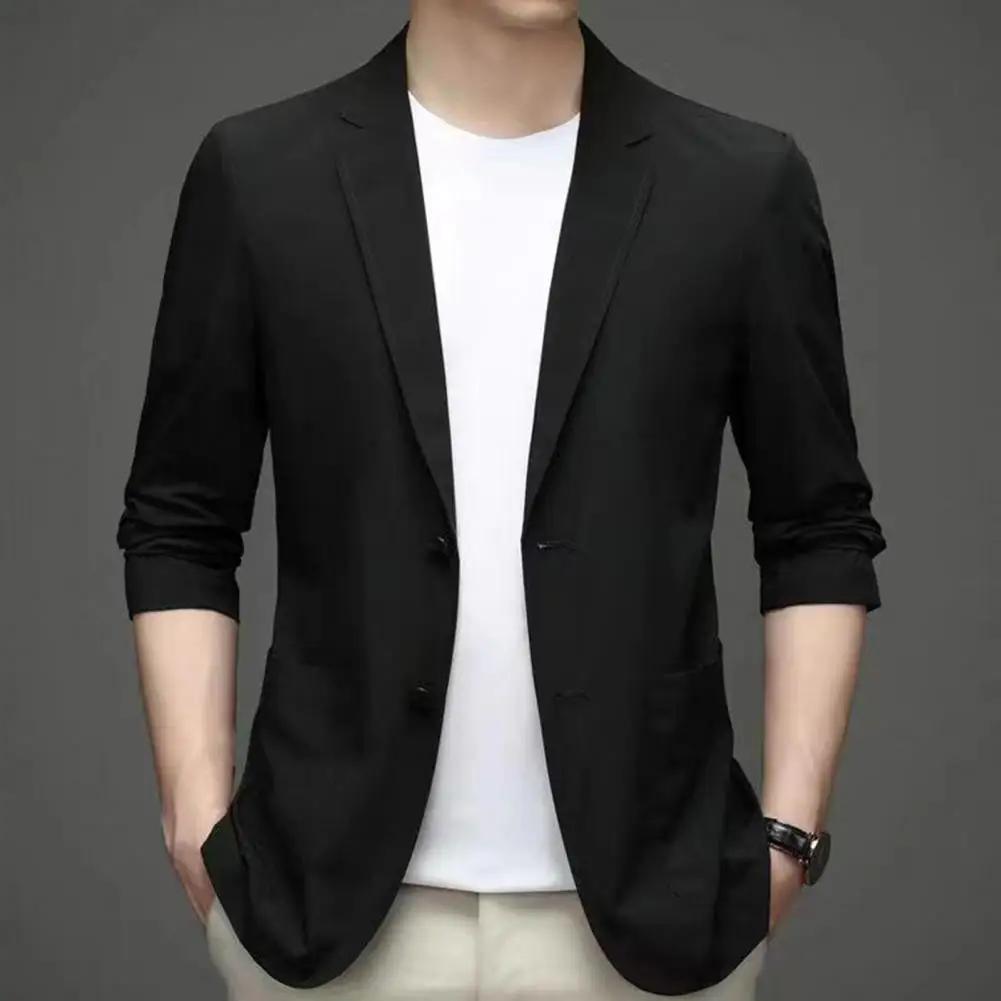 Manteau de costume à revers de couleur unie
