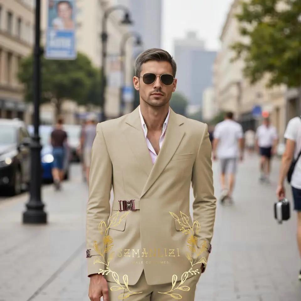 Costumes rose pour hommes
