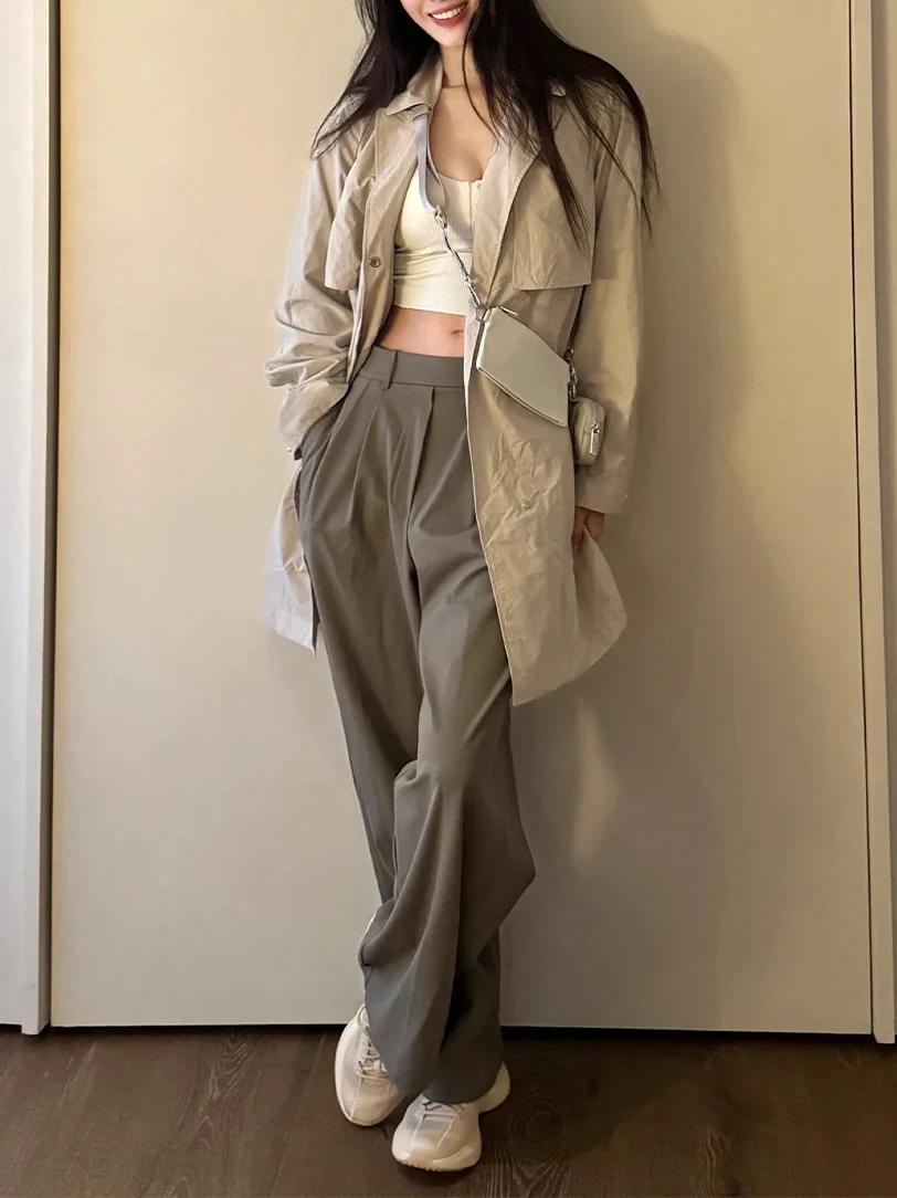 Pantalon de costume à poches avec plis