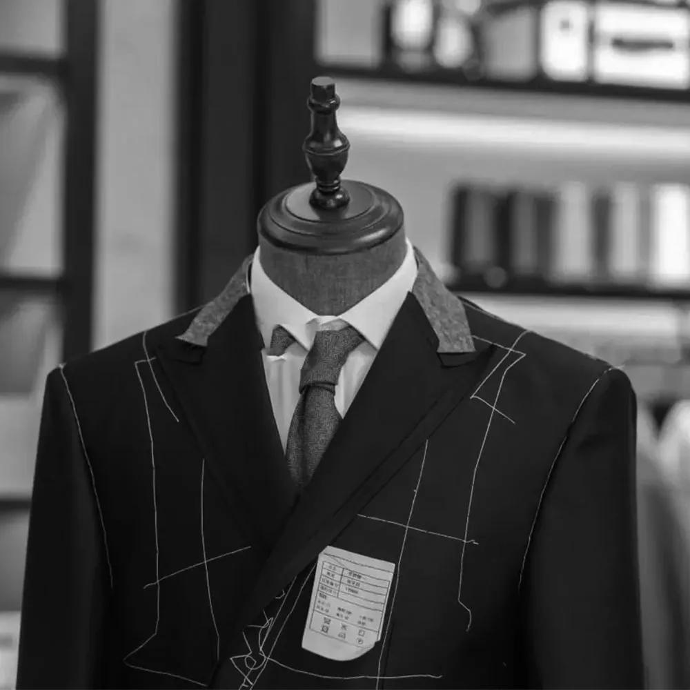 Costume de robe pour hommes