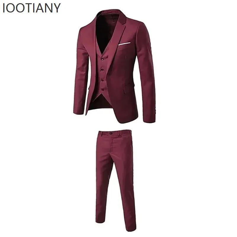 Costume d'affaires décontracté