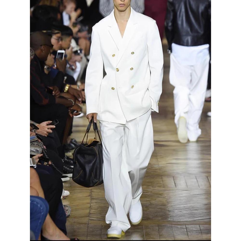 Costumes d'été blancs pour hommes