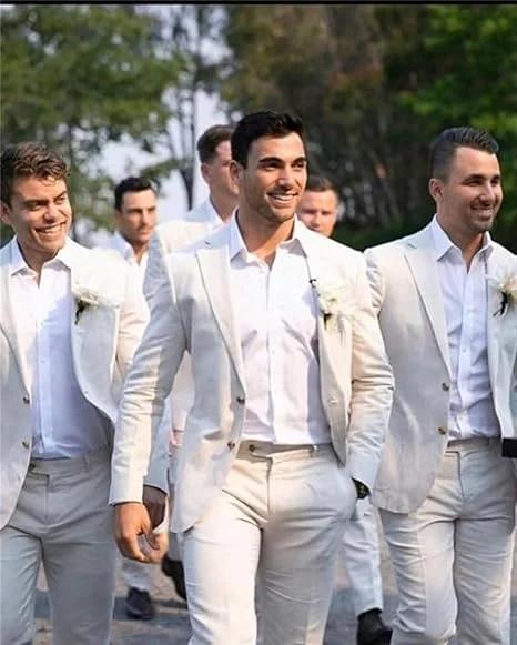 Costume en lin pour hommes pour mariage sur la plage