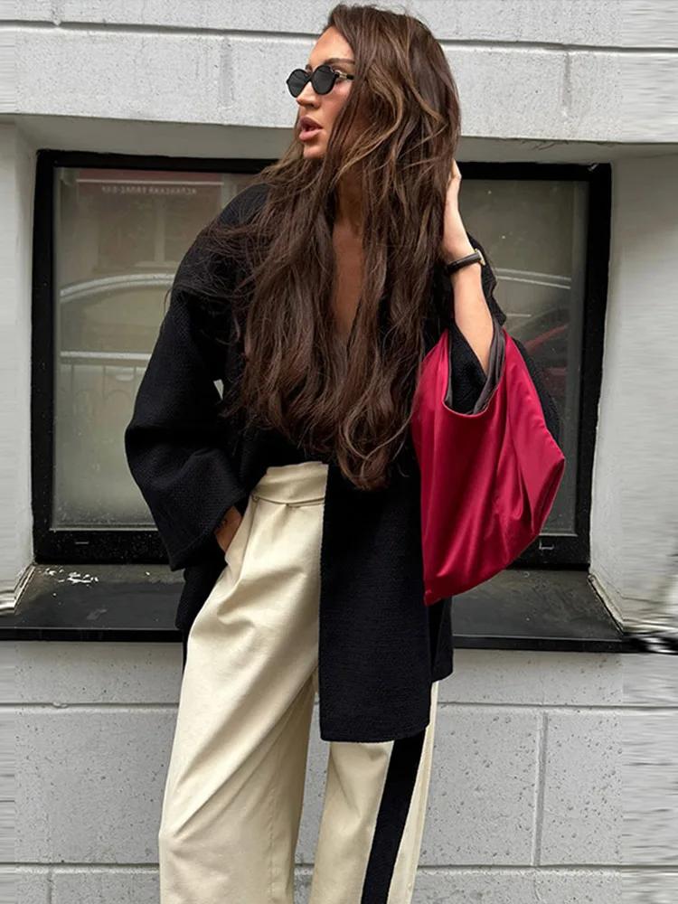 Vestes à lacets pour femmes