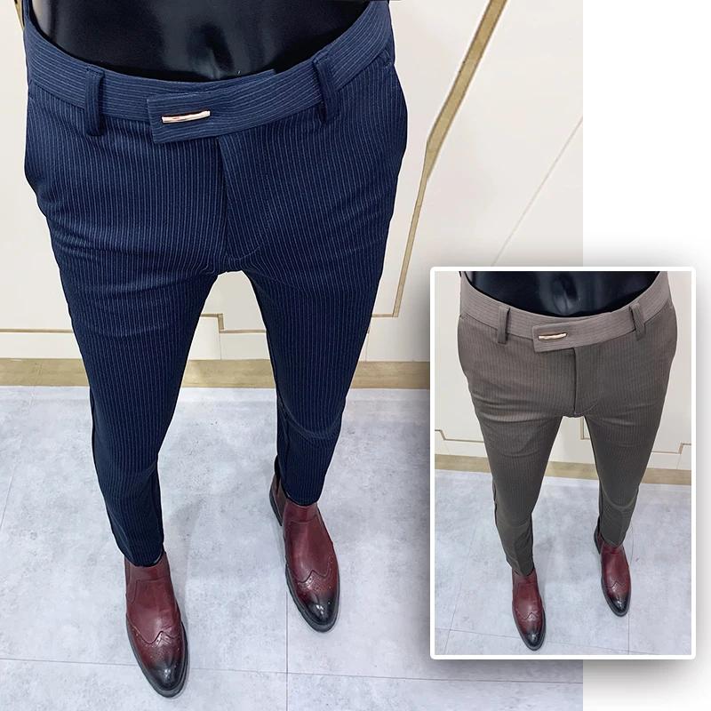 Pantalon slim à rayures pour homme