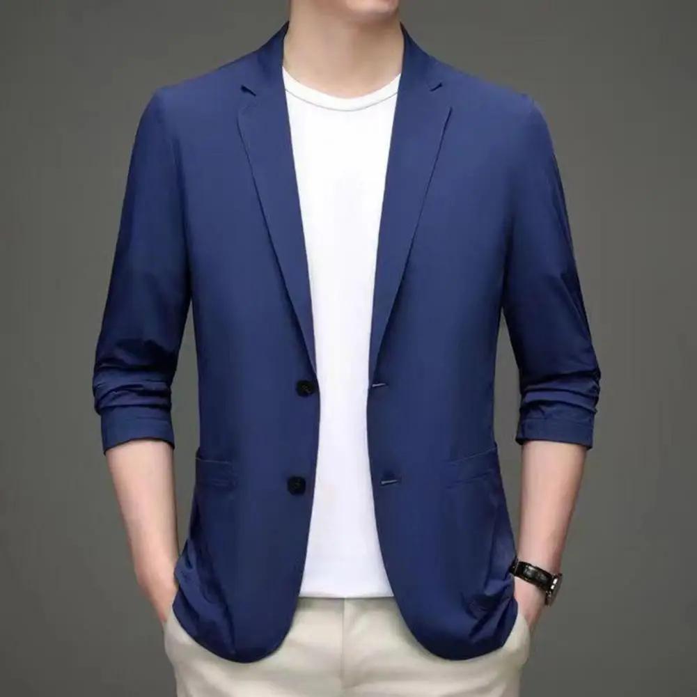 Manteau de costume à revers de couleur unie