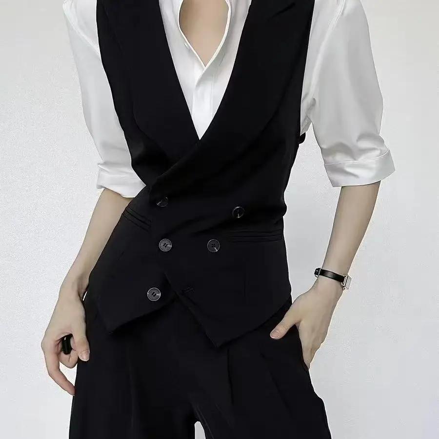 Gilet de costume noir, cool et élégant