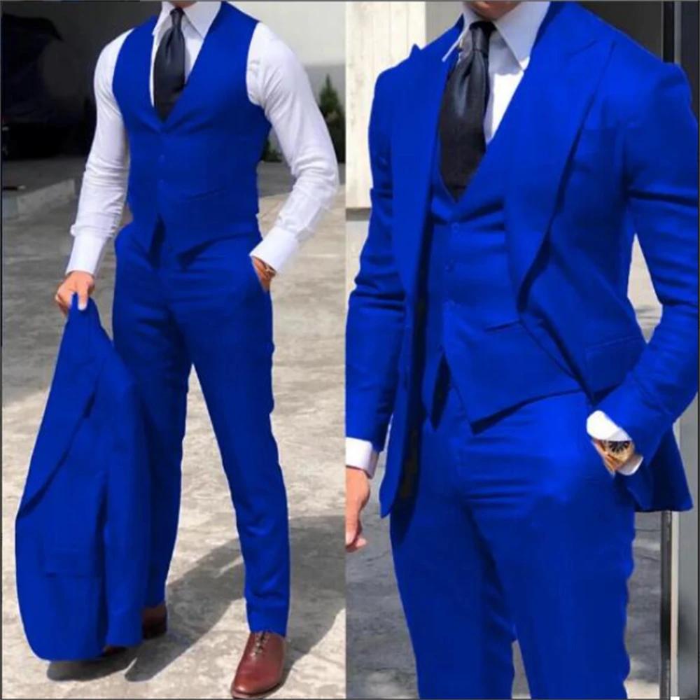 Costumes d'affaires formels de couleur unie