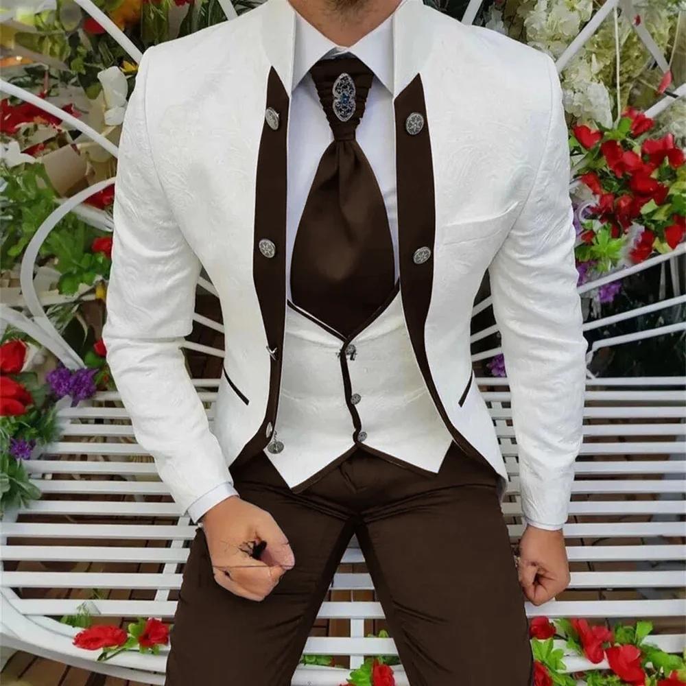 Costume élégant pour hommes