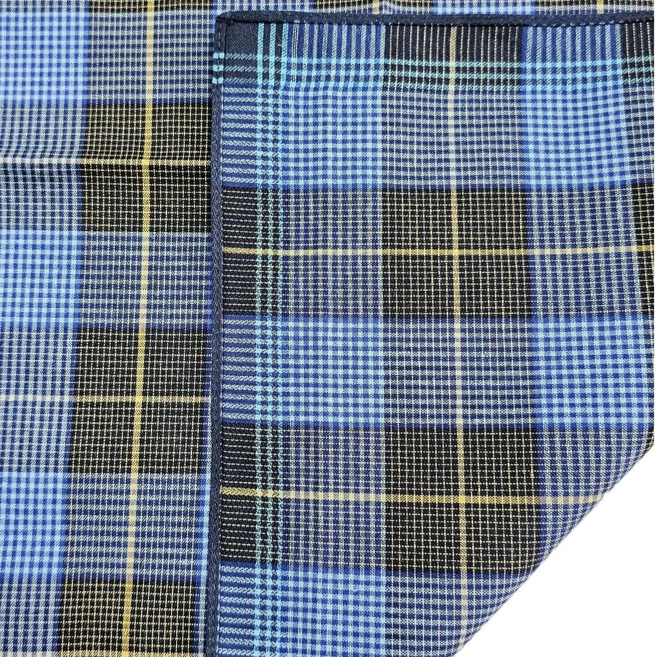 Mouchoir en tissu rayé pour hommes de 15