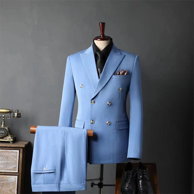 Costumes classiques pour hommes d'affaires