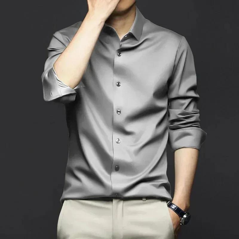 Chemise blanche pour hommes
