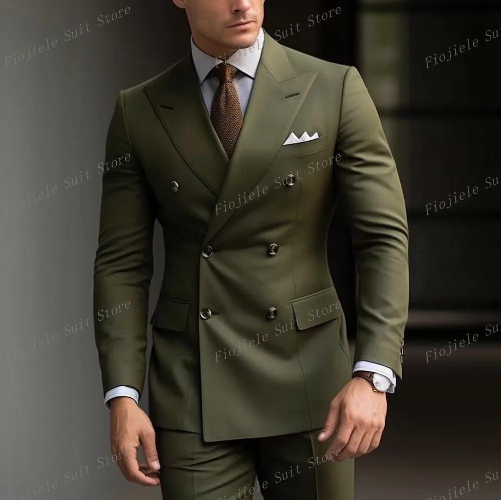 Smokings blancs et noirs pour hommes d'affaires