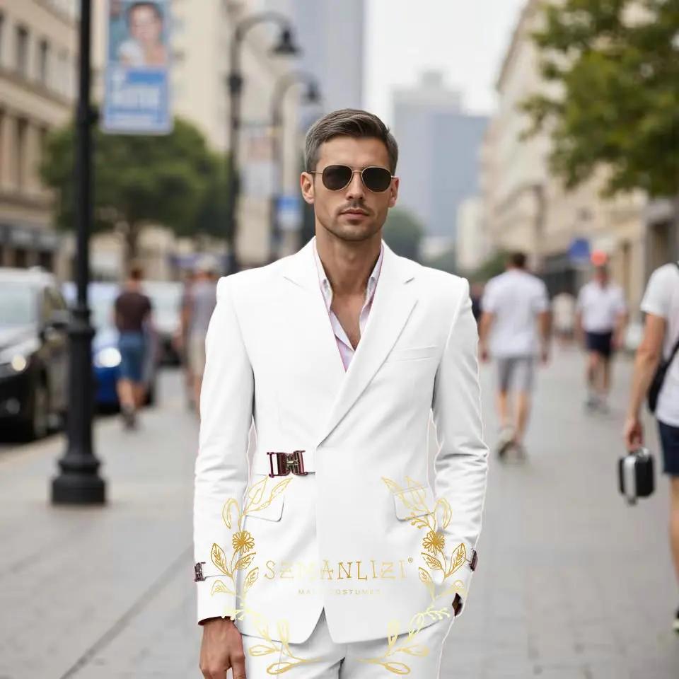 Costumes rose pour hommes