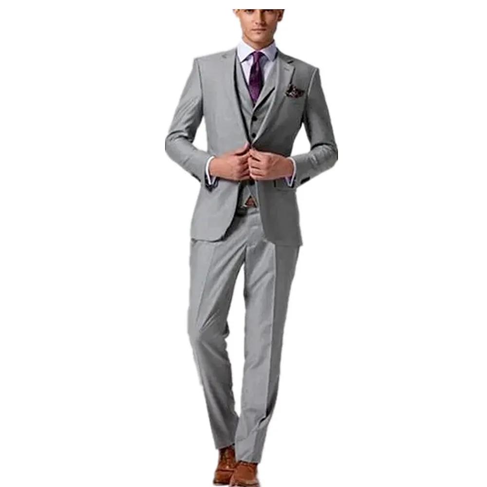 Costume gris formel pour hommes