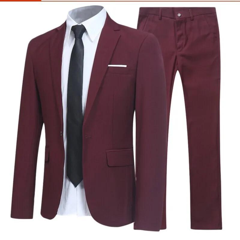Costumes et pantalons noirs élégants pour hommes