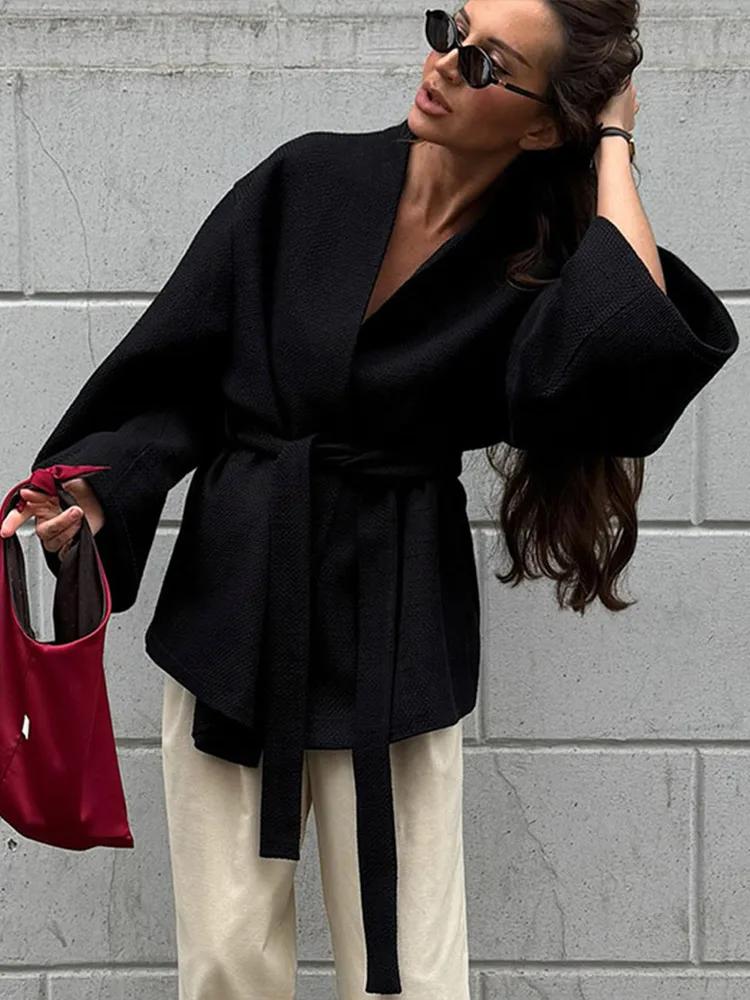 Vestes à lacets pour femmes
