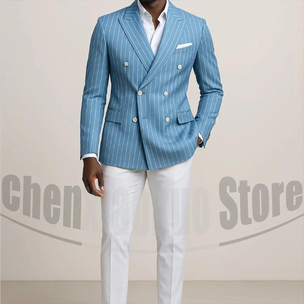 Costume Double boutonnage pour hommes avec fines rayures
