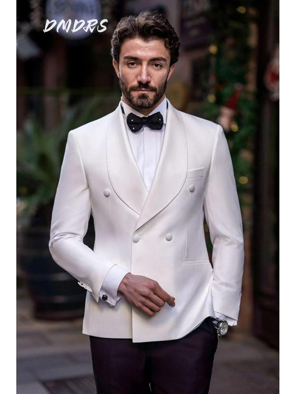 Beau costume blanc pour hommes