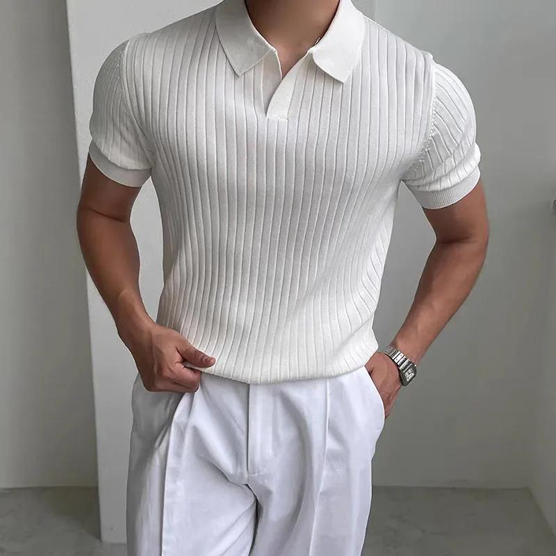 Nouveaux hommes à manches courtes classique T-shirt été hommes rétro rayé Polo couleur unie à manche