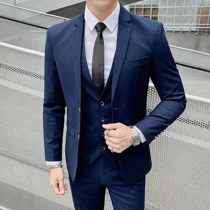 Costume de couleur unie pour homme