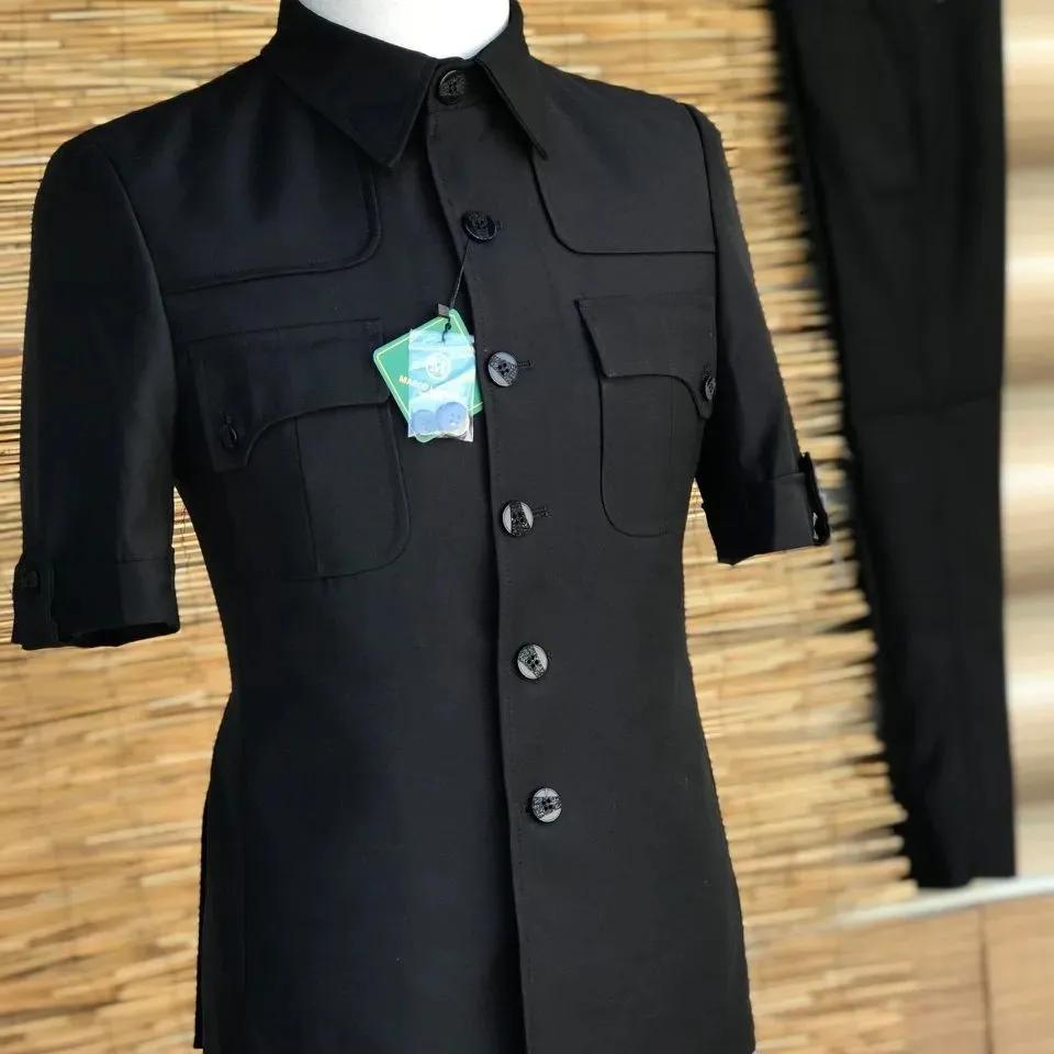 Costume marron pour hommes d'affaires