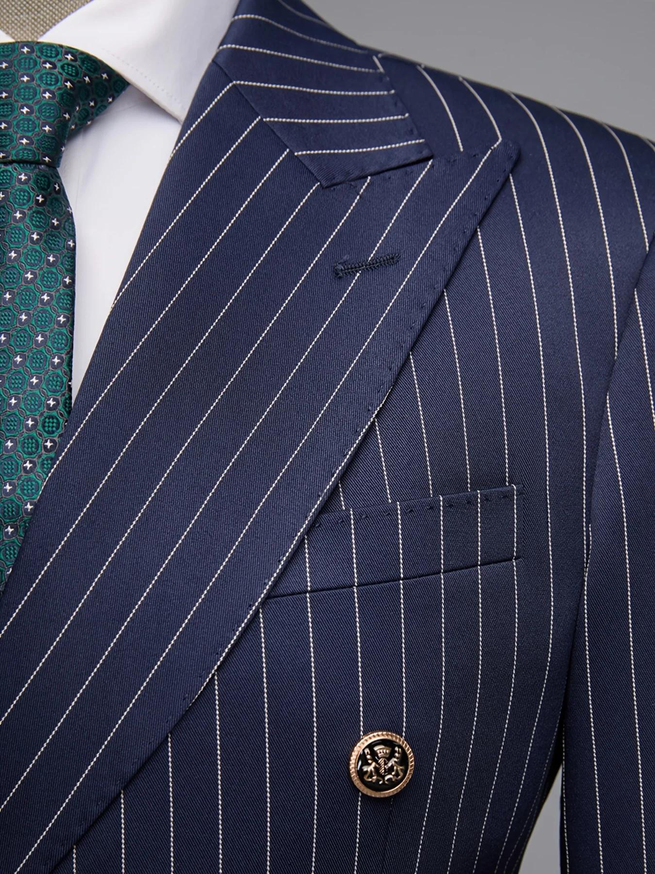 Costume Homme Deux Pièces Croisé Tendance et Ajusté pour Mariage ou Tenue Décontractée en Tissu Rayé